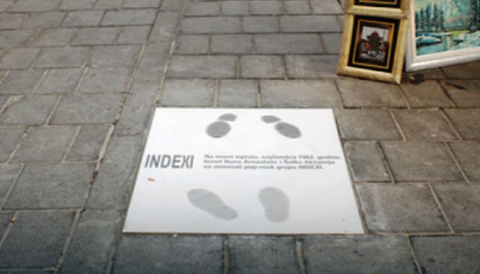 Indexi