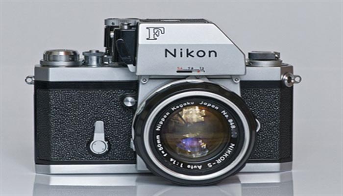 nikon