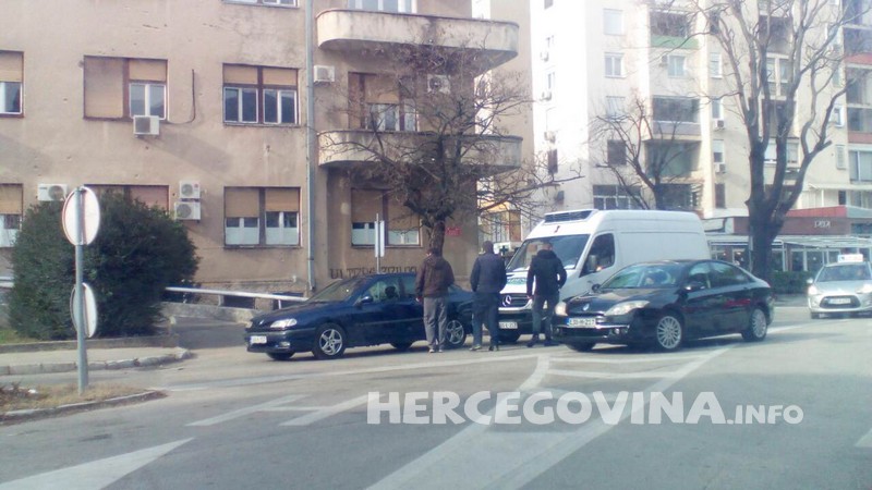 prometna nezgoda, Kirurgija, renault laguna