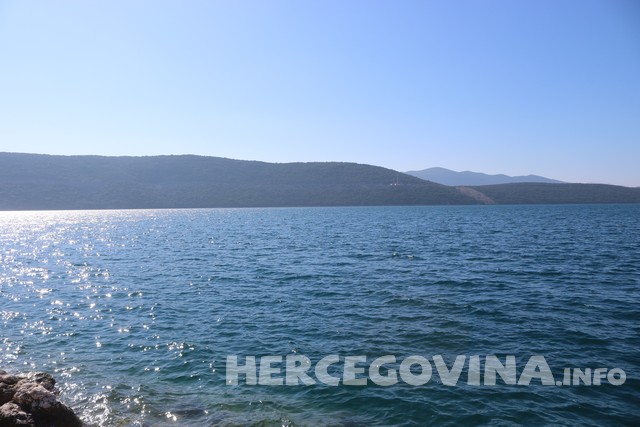 Neum, sunce, turizam, turisti