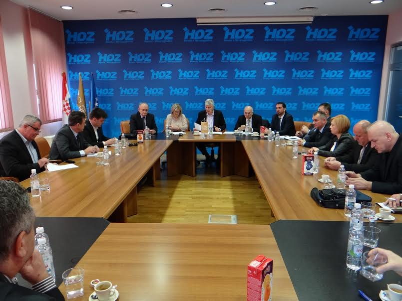 HNS, Haag, Proces u Haagu