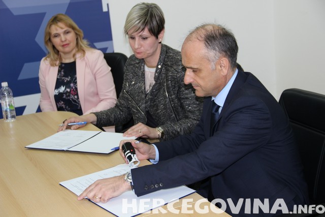 FPMOZ, Los Rosales Mostar, Mario Vasilj, Mirna Mezit