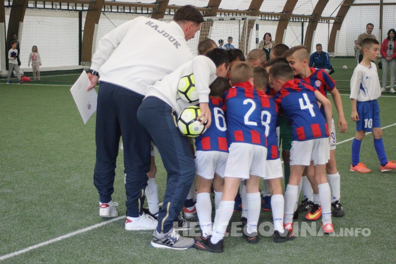 Hajduk - Leotar 11:0