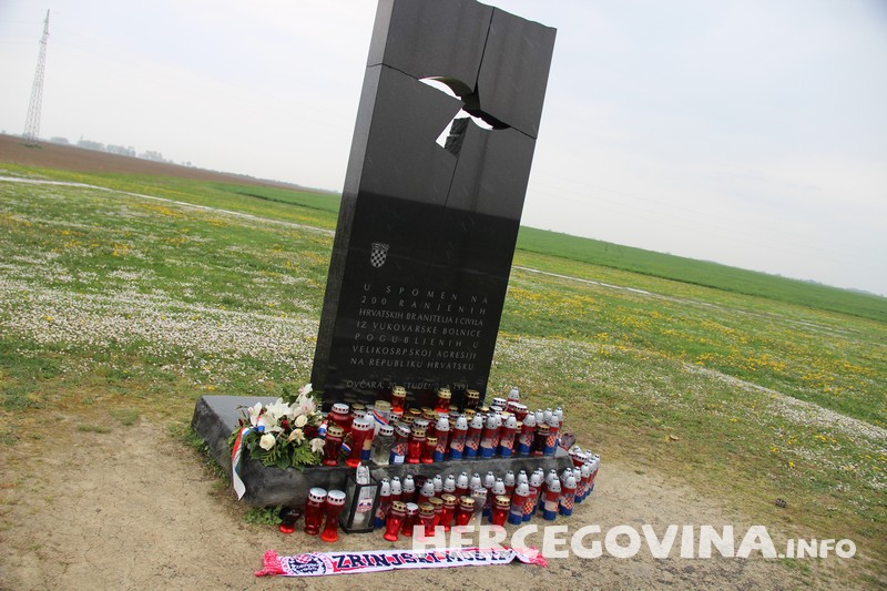 Vukovar, Stadion HŠK Zrinjski, ovčara, Vukovar, ratni zločini, Vukovar, stradanje hrvata