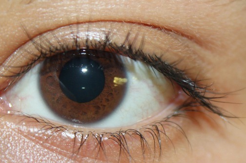 smeđe oči , činjenice, ružičasti djelić oka , značenje