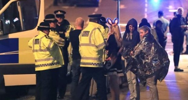 TERORISTIČKI NAPAD? 19 mrtvih i deseci ranjenih na koncertu u Manchesteru