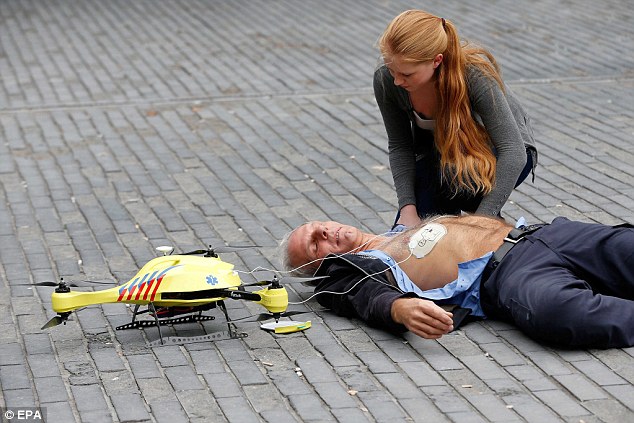 dron-defibrilatori , srčani udar