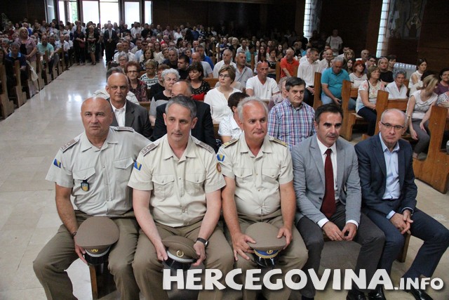 Sveta misa, Mostar, hrvatski branitelji, branitelji, braniteljske udruge