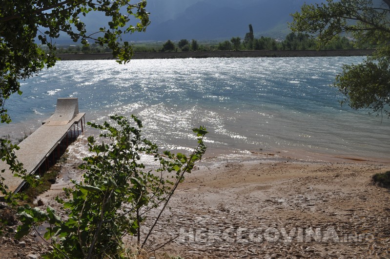 mostarsko jezero