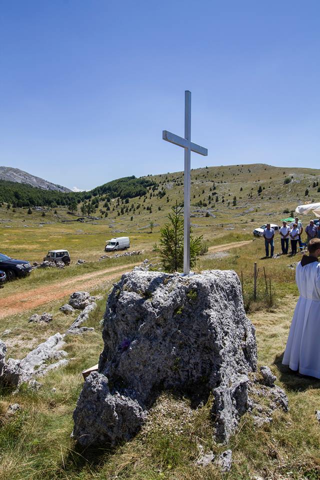 Sveta misa, Čabulja, vanjača