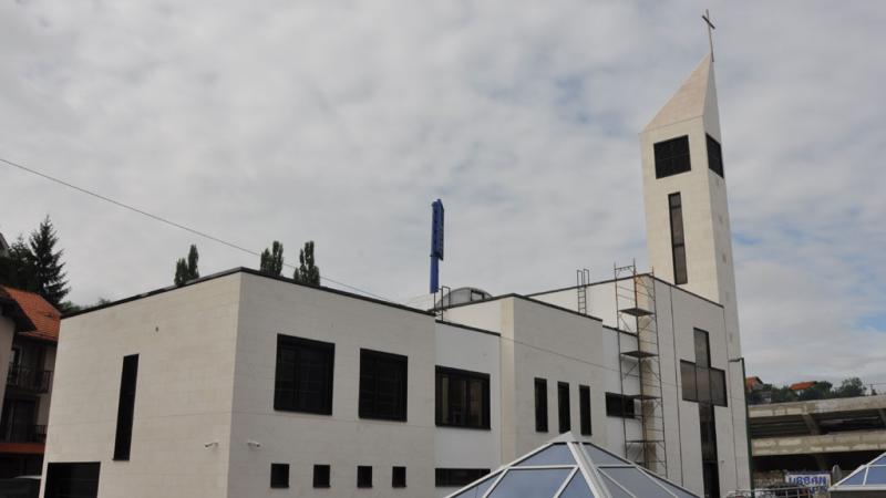 župna zajednica, Vinko Puljić, Kardinal Vinko Puljić