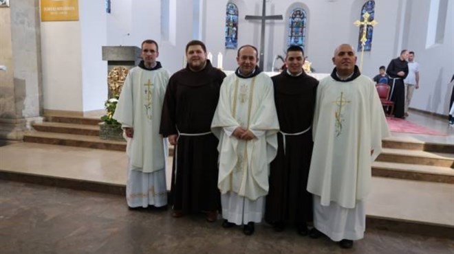 fratri, Široki Brijeg