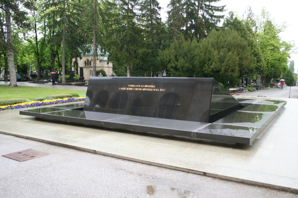 samoubojstvo, Zagreb, mirogoj