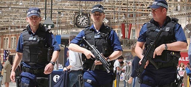 policija london
