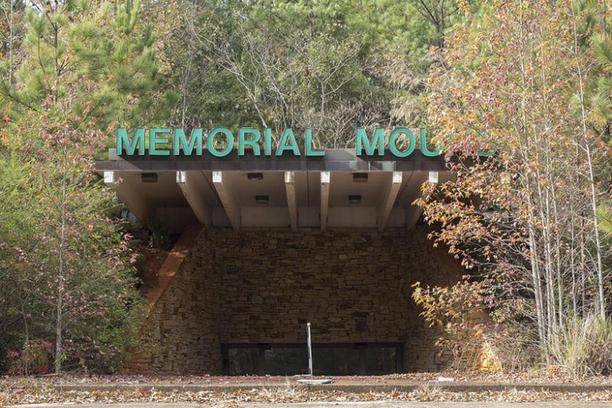 strava, strava i užas