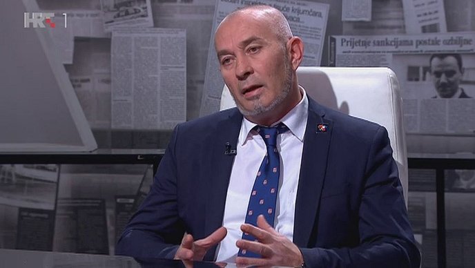 nedeljom u 2, Aleksandar Stanković