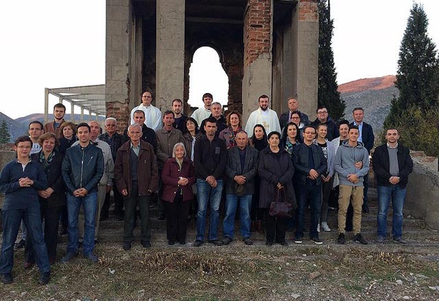 misa u vojnom groblju