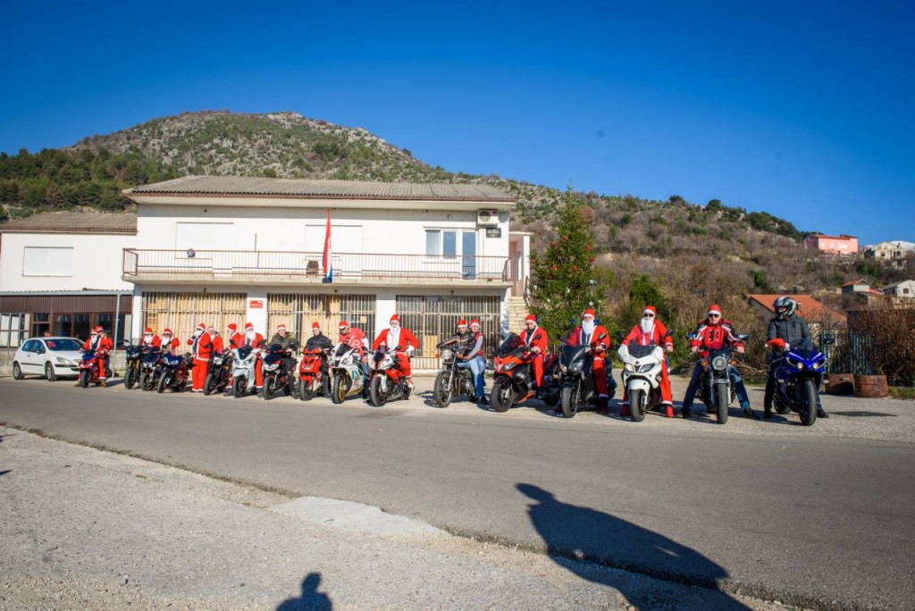 Rodoč, Božić, motoristi