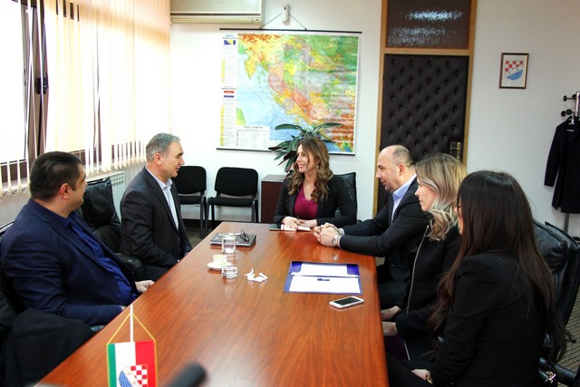 Denis Lasić, posjeta