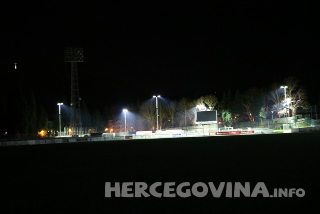 reflektori, kadeti, HŠK Zrinjski kadeti, Stadion HŠK Zrinjski, Stadion HŠK Zrinjski, HNK Tomislav, HNK Tomislav Tomislavgrad, reflektori