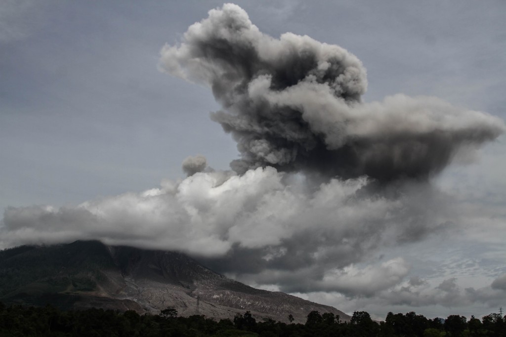 vulkan, erupcija, Sinabung