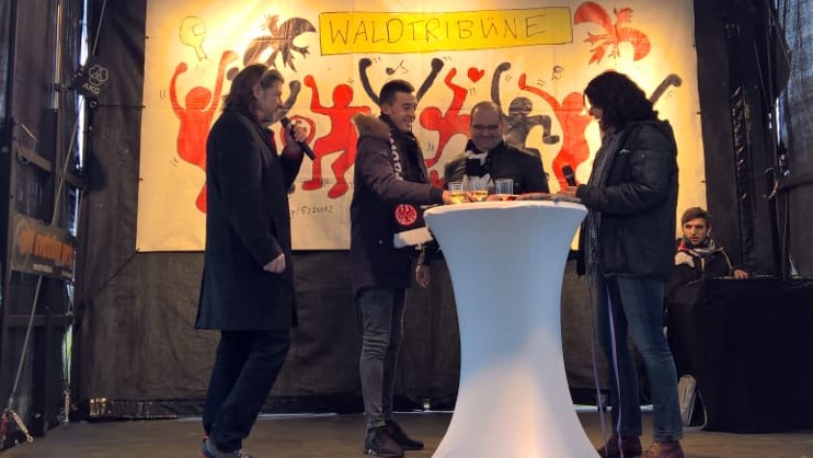 Marijan Ćavar, Eintracht Frankfurt 