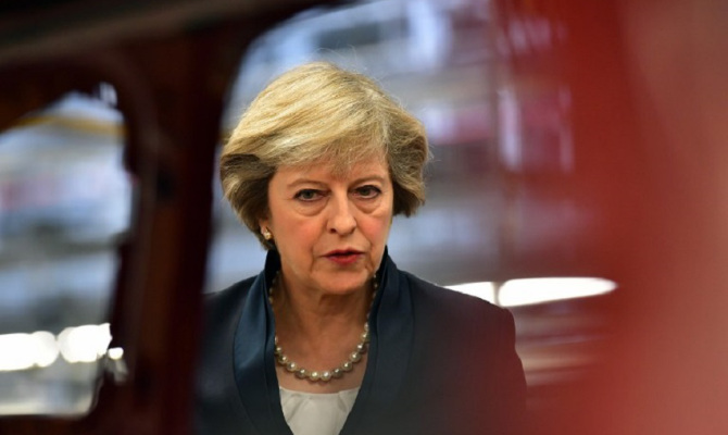 THERESA MAY, RAD U UK, zapošljavanje