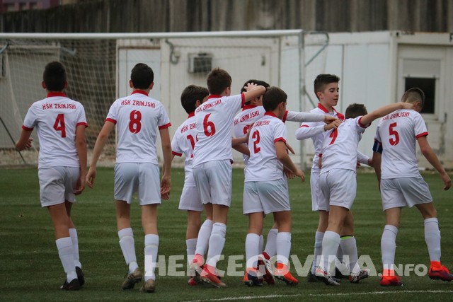 mlađi pioniri branitelj