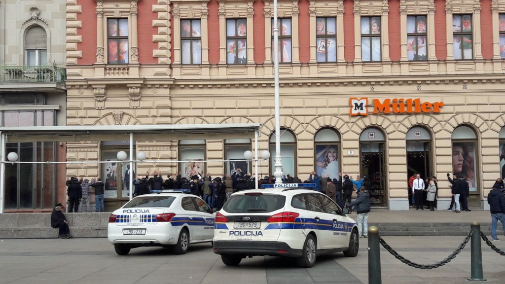 nered, navijači, prosvjed, Zagreb