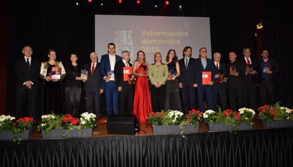 vecernjakova domovnica, nagrade