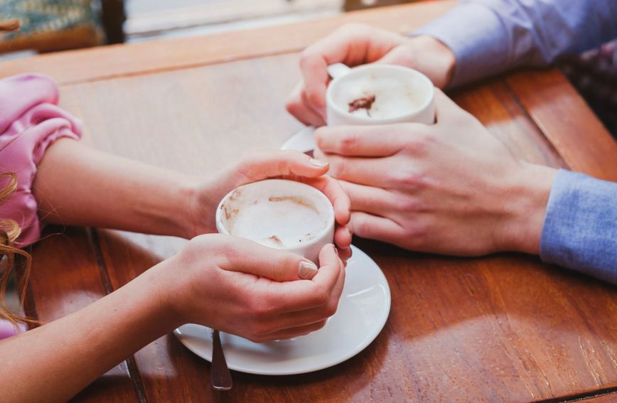 ljubav, veza, kofein, srčani problemi, kava, jutro, kava, točena kava, trudnice, trudnica, trikovi, razmišljanje, kava, Čaj i kava