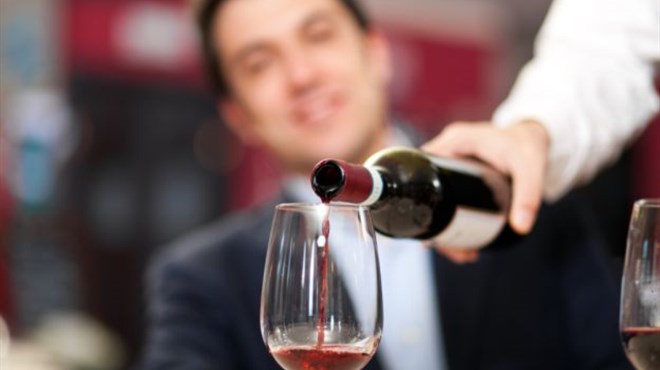 radnici, hoteli, restorani, trikovi, konobari, restoranski bonton, bonton