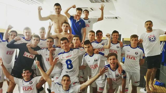 slavlje širokobriježana