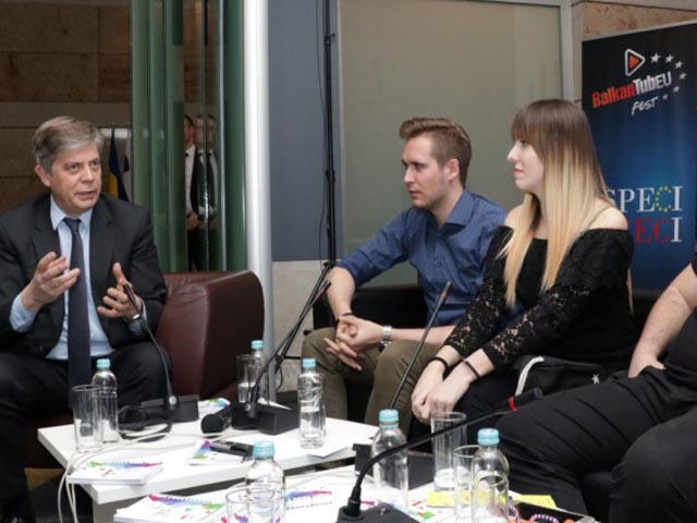 youtube panel diskusija