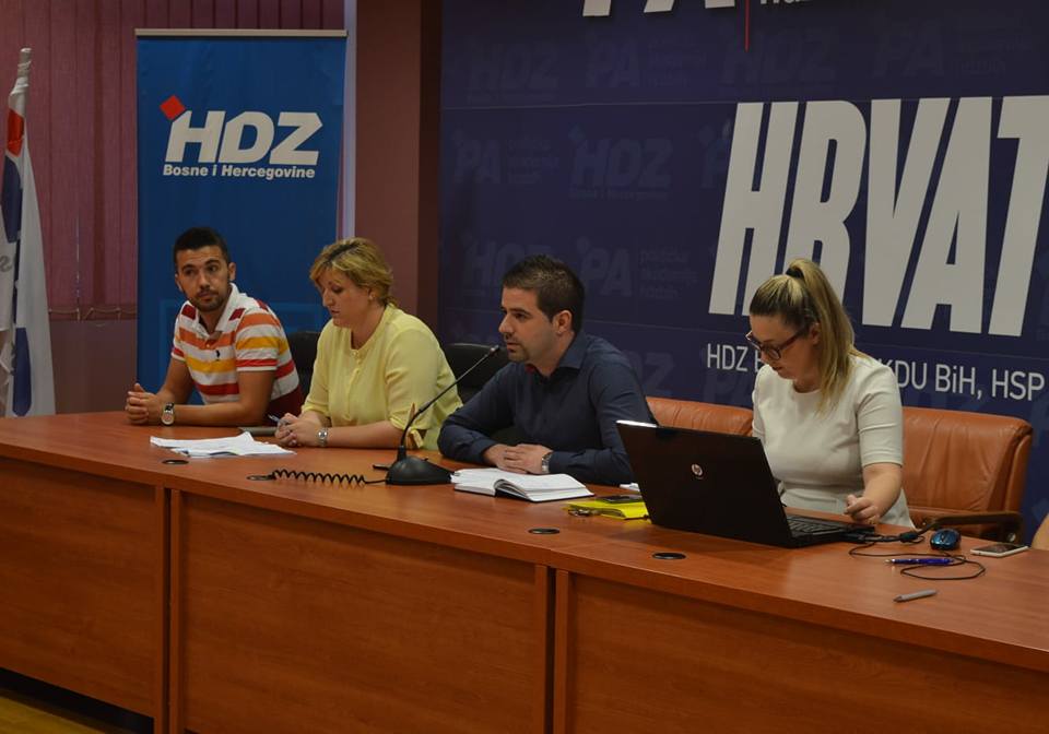 Mostar, Mladež HDZ-a BiH