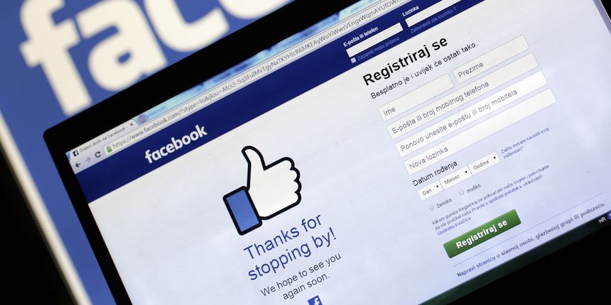 CAMBRIDGE ANALYTICA, Facebook