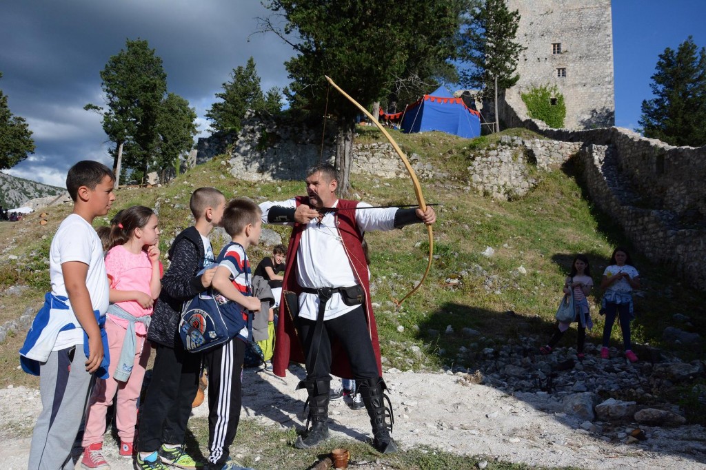 Stolačka tarča - srednjovjekovni sajam