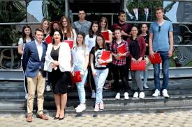 Elektroprivreda BiH, Filozofski fakultet, studenti