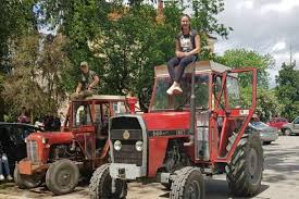 maturantice, traktori 