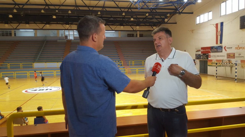 naša tv, Portret prvaka, albert pehar