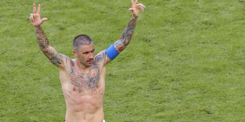Aleksandar Kolarov, auto