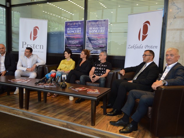 prsten, Udruga Prsten, koncert