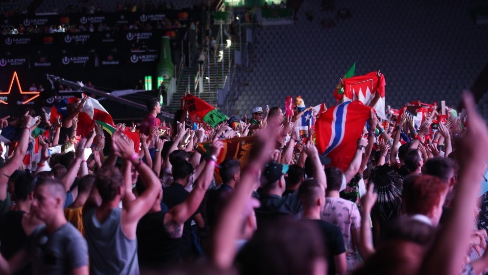 Ultra Music Festival, Split
