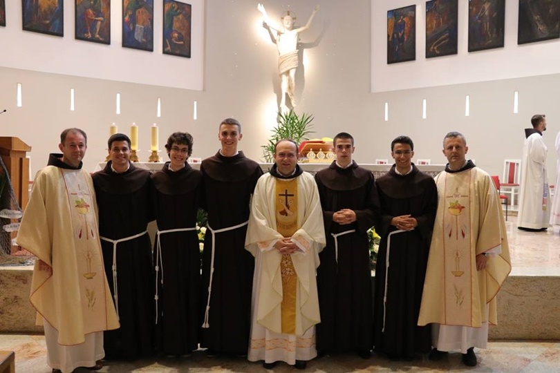 franjevci, franjevci iz Humca , zavjet