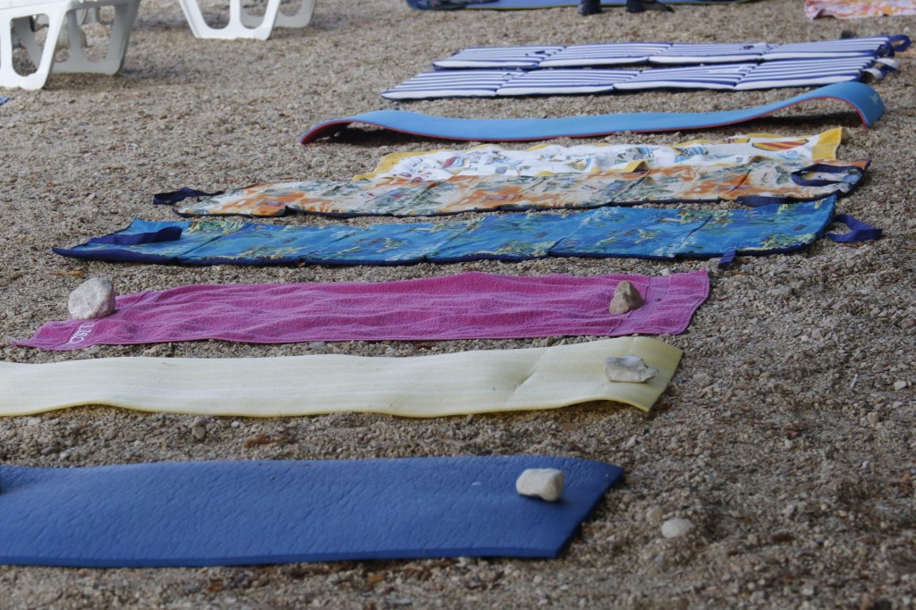 drvenik , ručnici, plaža