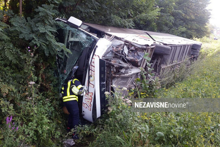 teška prometna nesreća, autobus