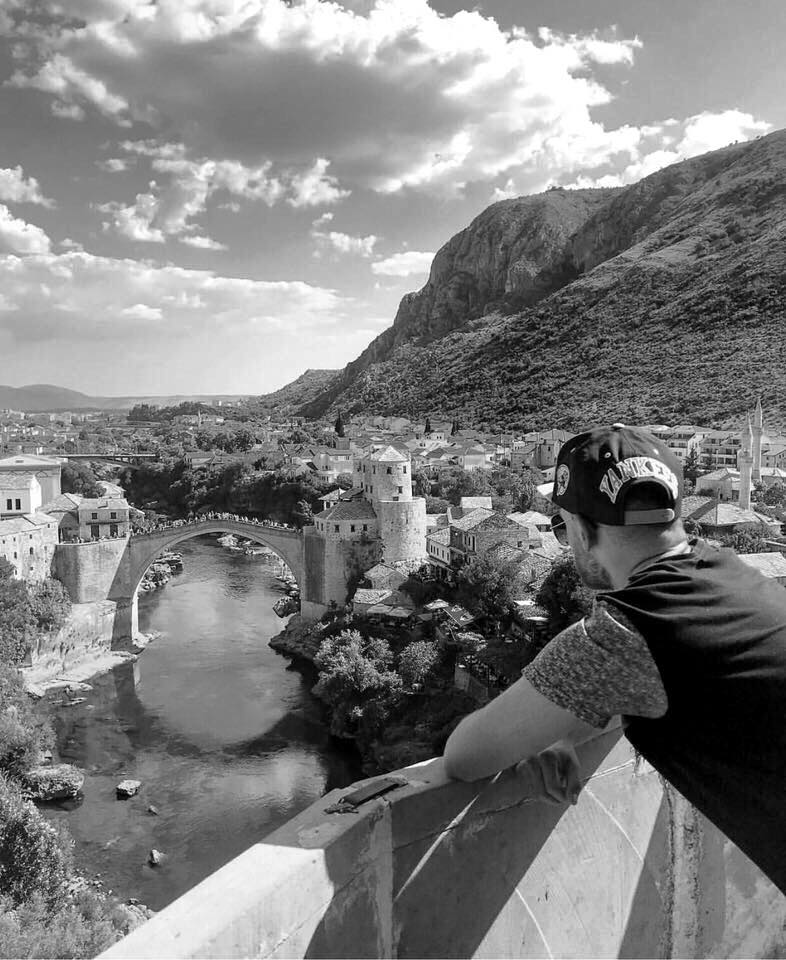 mostarac bez dlake na jeziku 