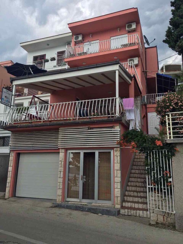 Prodaje se kuća u Neumu