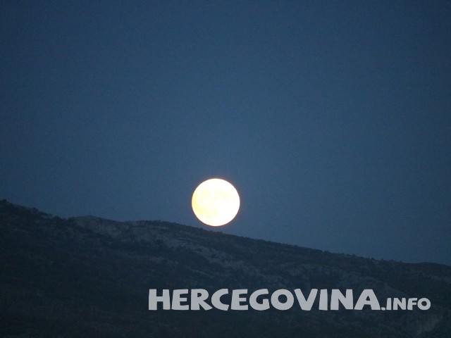 mjesec, pun mjesec, Mostar