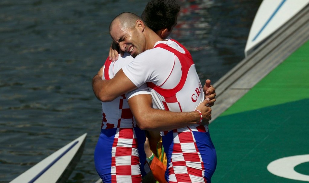braća Sinković, zlatna medalja